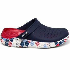 CROCS LITERIDE GLOG bleu nuit et rouge et blanc à carreaux