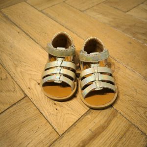 POM D&rsquo;API POPPY STRAP platine sandale fille premiers pas