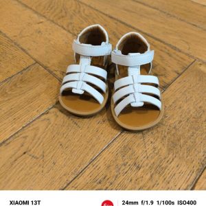 POM D&rsquo;API POPPY STRAP blanc sandale fille premiers pas