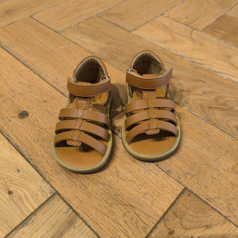 POM D’API POPPY STRAP camel sandale mixte premiers pas