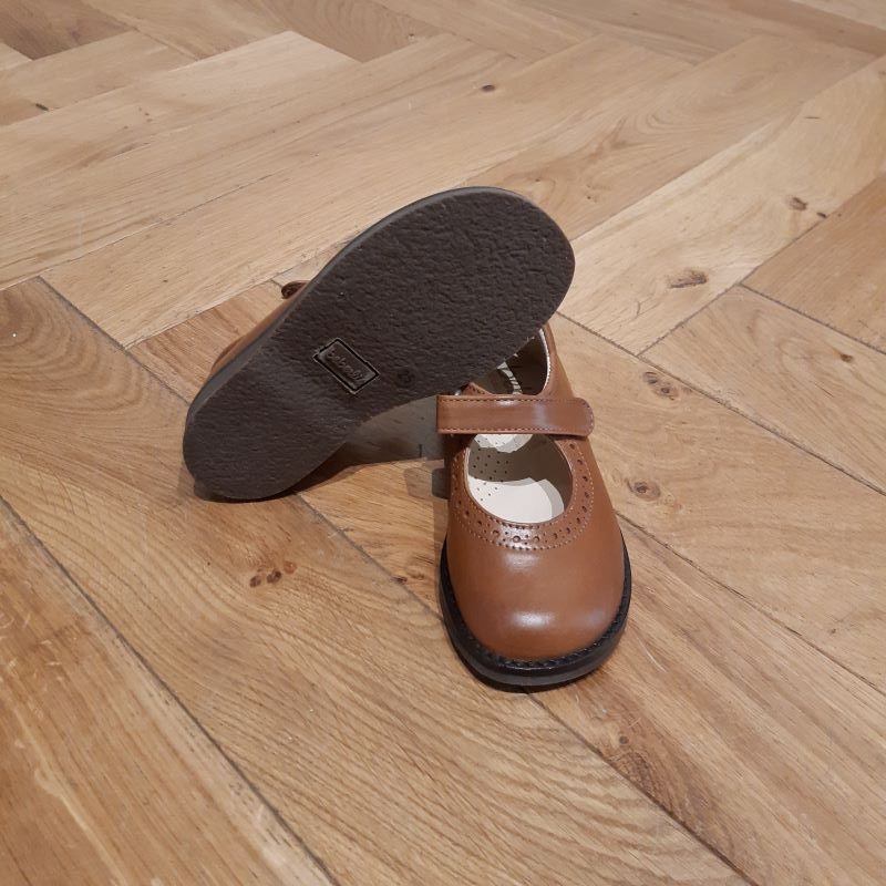 BEBERLIS CHAUSSURE FILLETTE BABIES CAMEL A VELCRO 70-W20 – Image 3