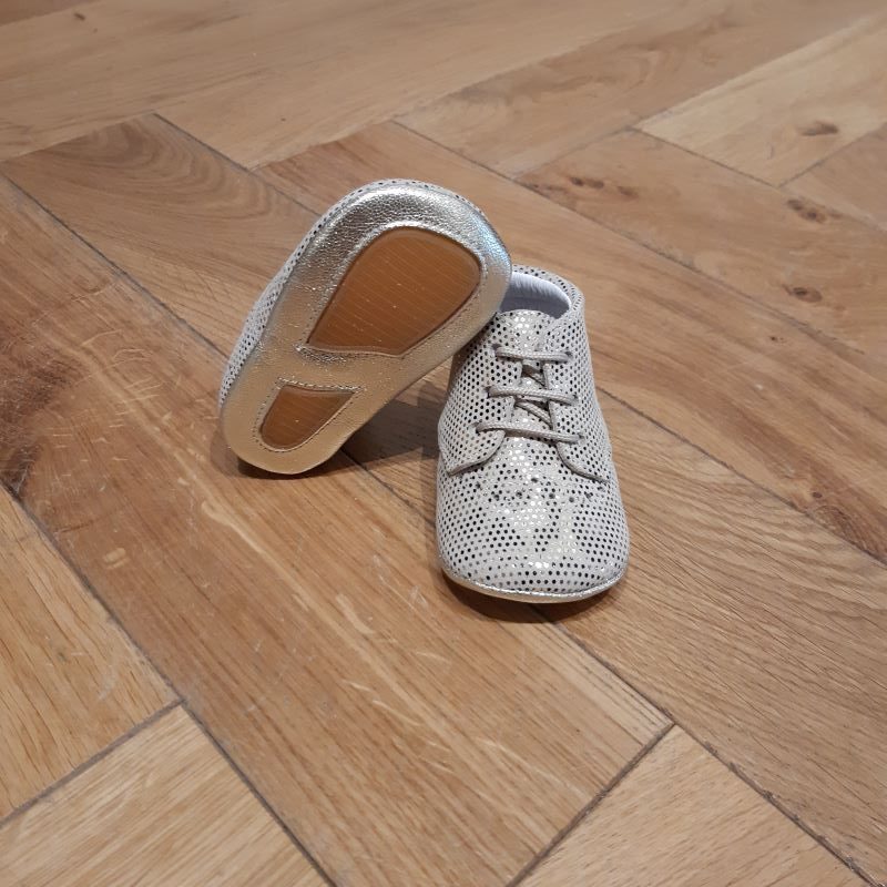 BEBERLIS CHAUSSURE LAYETTE LOGIPI BRILLANT BOTTILLON LACET – Image 3