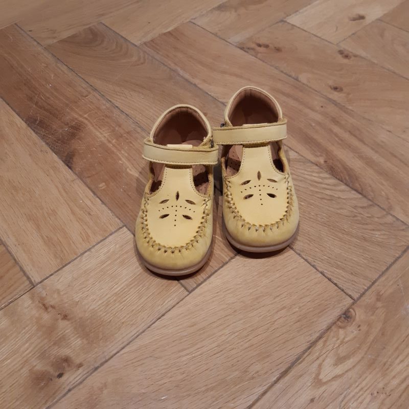 BISGAARD CHAUSSURE PREMIERS PAS SELMA 21274 YELLOW – Image 4