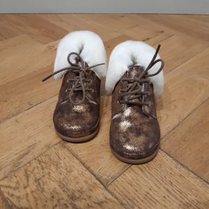 POM D&rsquo;API FAN-FAN FUR BRONZE premiers pas fourré