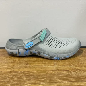 CROCS LITERIDE 360 CLOG Gris et para