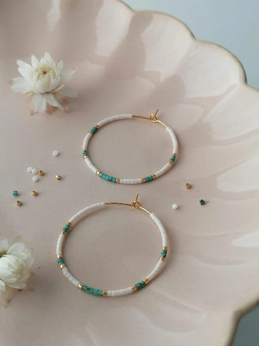 Créoles artisanales bleu Picasso | Perles de verre & acier inox | Style bohème chic – Image 6