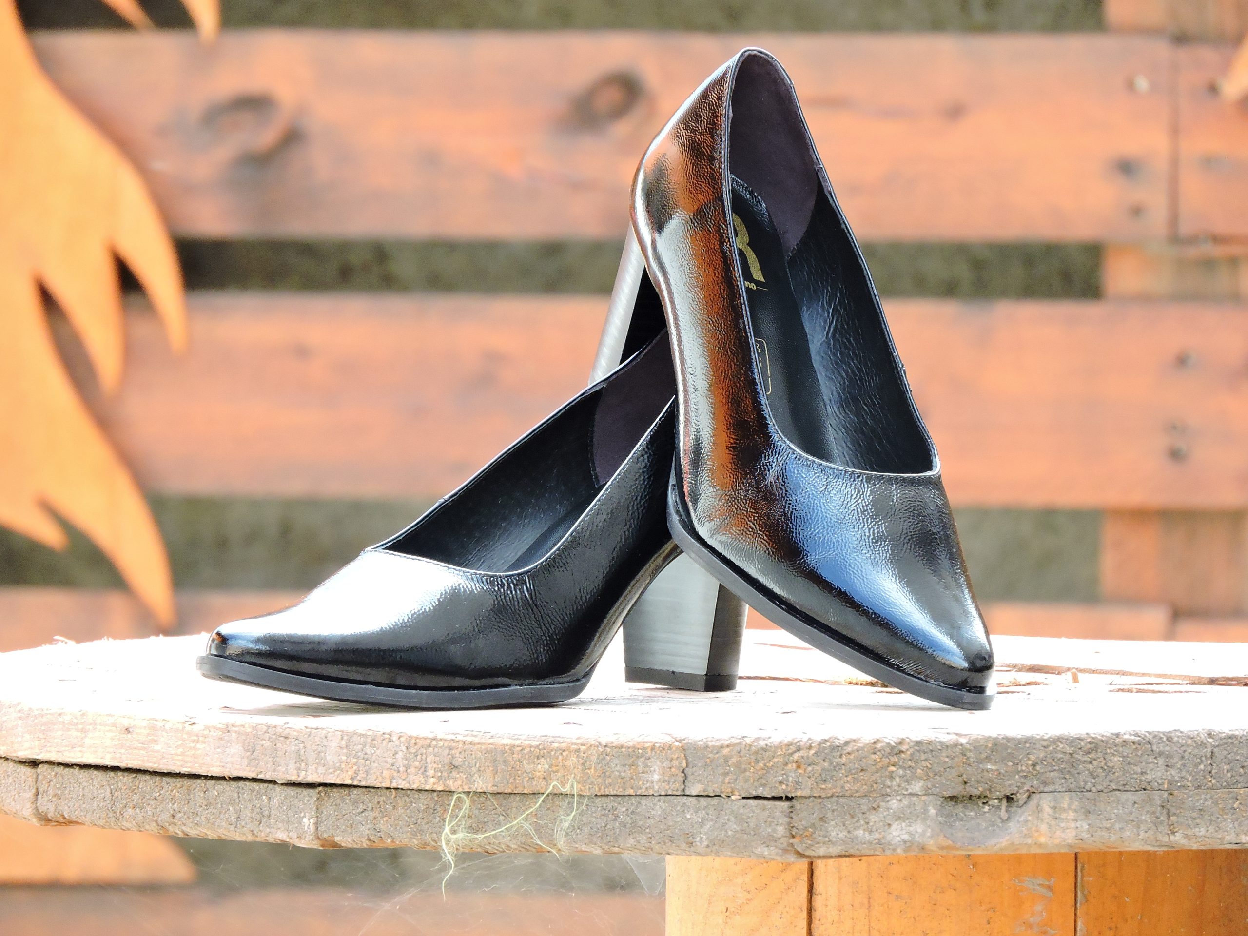 GEO REINO (Apus) Couleur : Noir