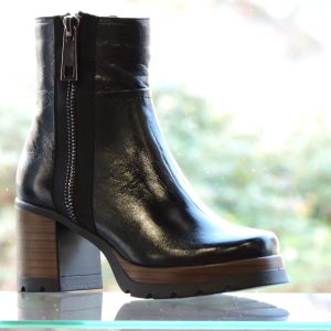 DORKING (9413) Couleur : Noir