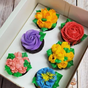 Boîte cadeau Bento pour 2-3 personnes - Pâtisserie Noisette et Chocolat