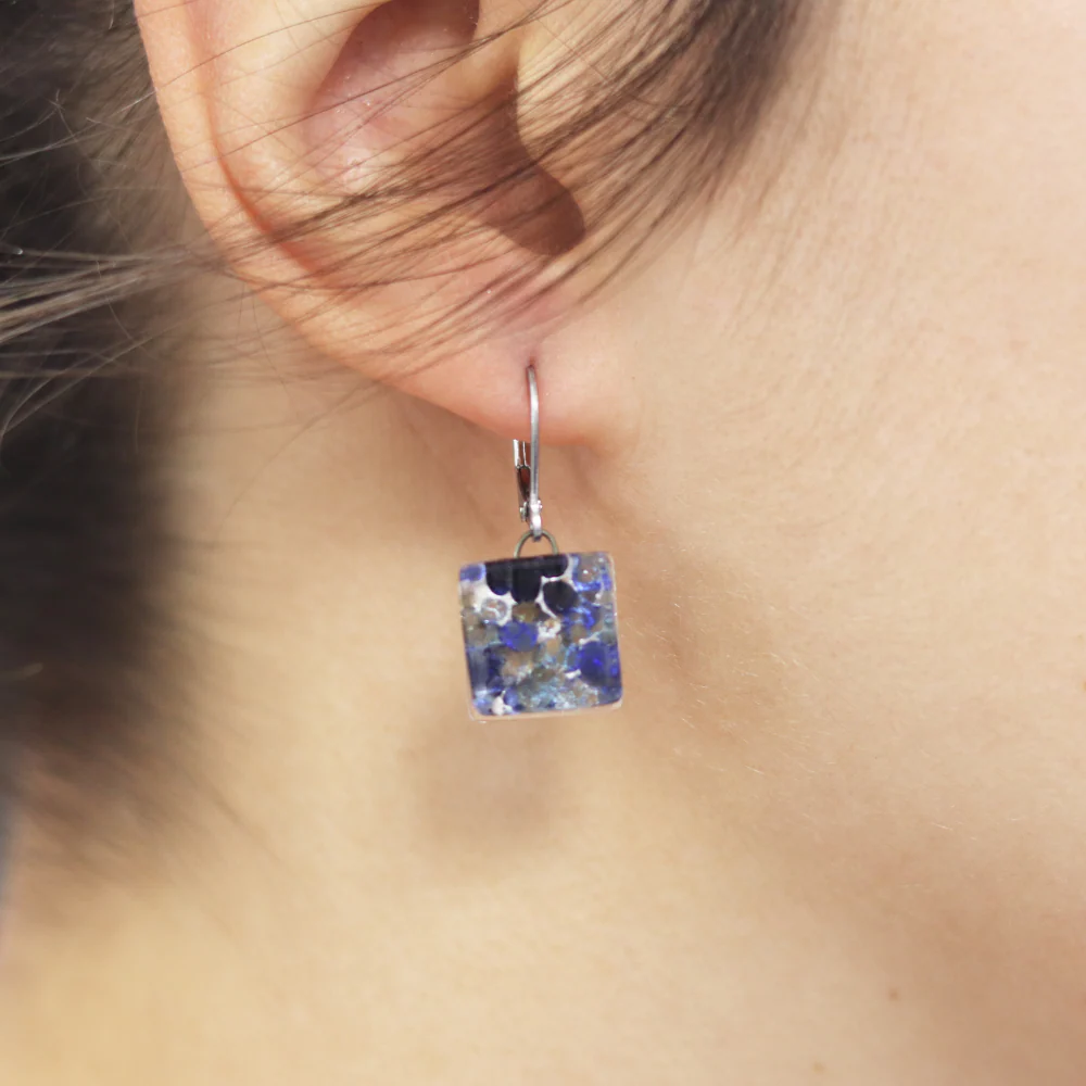 Boucle d'oreille à motif suspendu | Choisissez votre couleur – Image 6