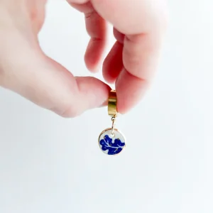 Boucles d'oreilles en céramique - Petite créole imprimé bleu WAM 0001